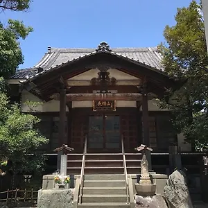 アパート 蓮華荘, 東京都